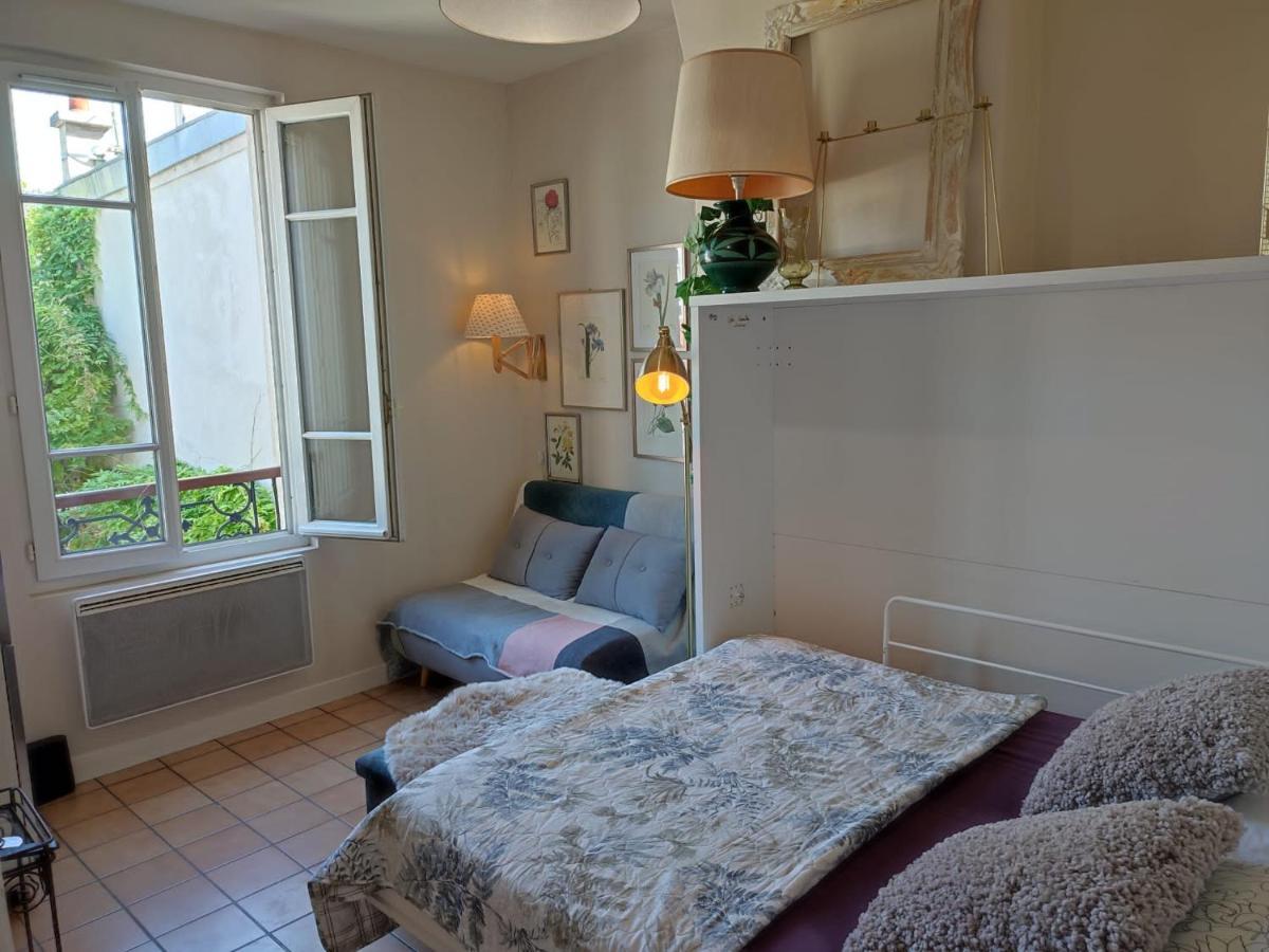 Paris Authentic House Small, Bright And Calm Studio Bilik gambar